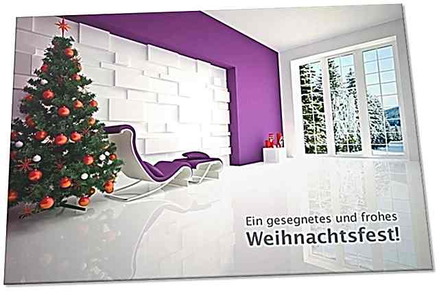 Christliche Weihnachtskarte: Modernes Wohnzimmer