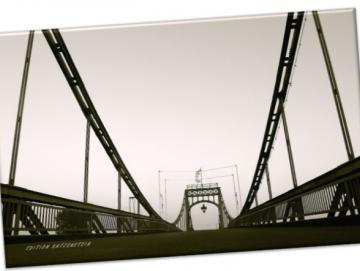 Leinwanddruck: Mitten auf der Kaiser-Wilhelm-Brücke III