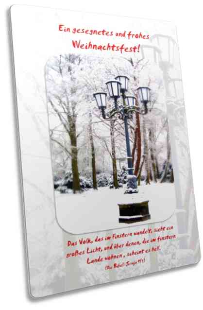 Postkarte als Weihnachtskarte: Kandelaber im Winterkleid