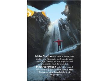 Christliches Poster A4: Wanderer auf Felsen