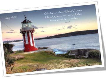 Postkarte: Rot-weißer Leuchtturm"