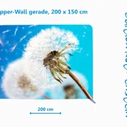 Zipper-Wall mit Frühlingslandschaft, Flussaue mit Wasserfall und frischen grünen Bäumen für Trauerhalle