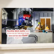 DIN-A3-Poster zur Jahreslosung 2027 auf heller Natursteinleiste mit Jesaja 41,10 - Edition Katzenstein - Bestatterbedarf