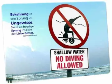 Postkarte: Warnschild - seichtes Wasser