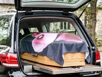 Sargtücher & Sargbanner - eine Alternative zum Blumenschmuck
